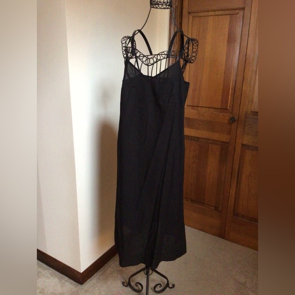 OLIVER BONAS
Broderie Tiered Midi Dress, US size 2, New without tags - Picture 12 of 12